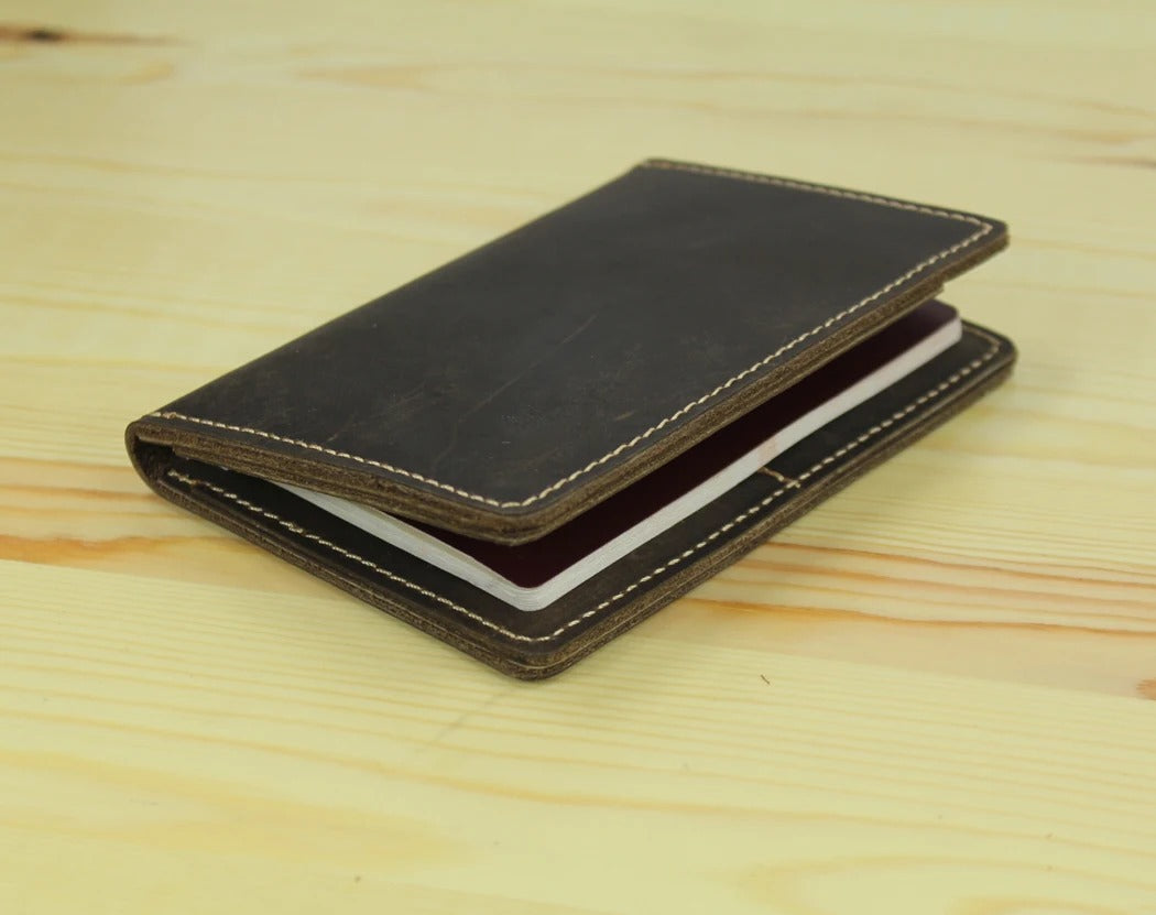 Sarthan Vintage Leather Passport Holder